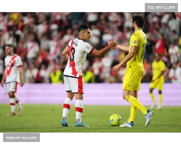 西甲球队传中进攻战术解析与应用：从传球到进球的精妙配合