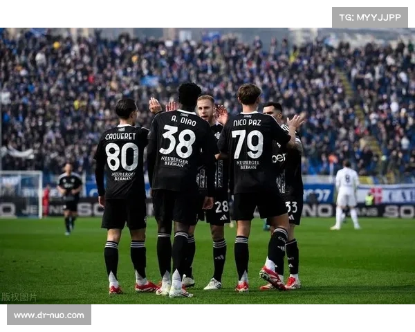 罗马诺：葡体正式向拉科鲁尼亚报价佩克，球员曾拒绝科莫邀请